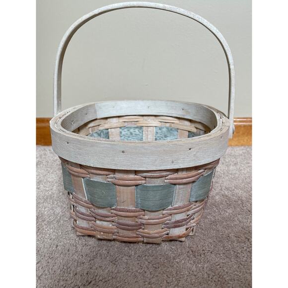 Wicker Basket Oval Multi Color Whitewashed with Handle - Picture 5 of 8
